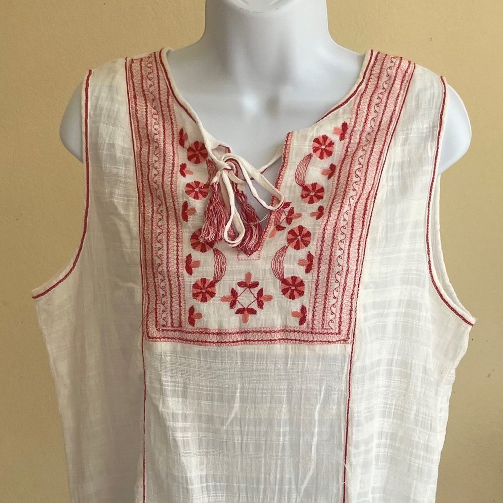NWT - MAX STUDIO White / Red Tank Top - Sz L